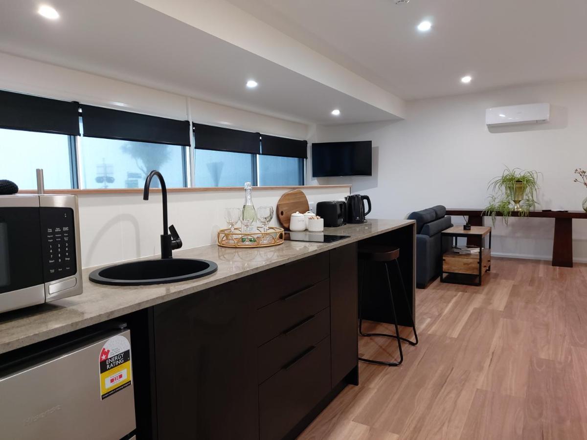 Empty Nest Apartment Penguin Bagian luar foto